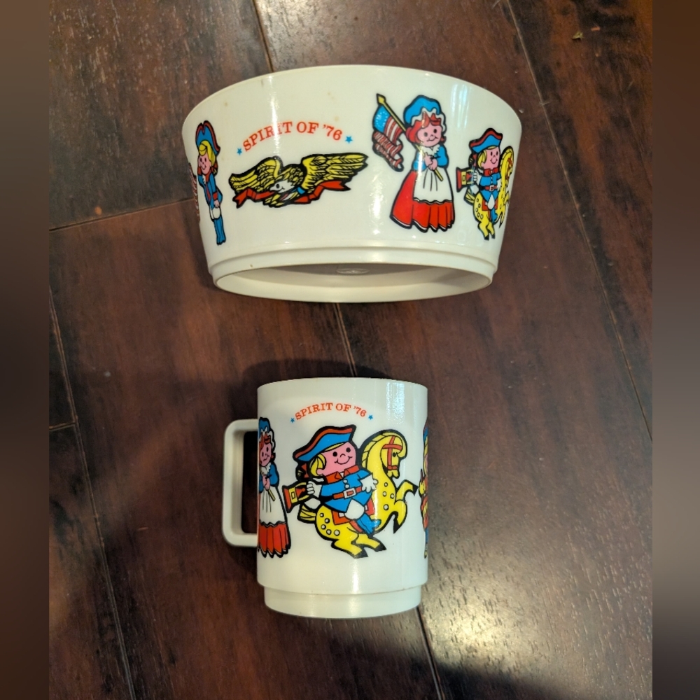 Vintage Deka Elizabeth NJ 1976 Plastic Cup/Bowl 1776 Spirit of '76 Made in USA.